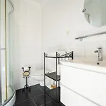 Bed and breakfast Chateau Melay (Haute-Marne)