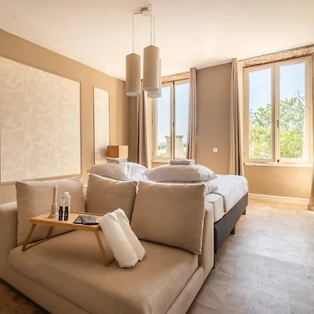 Chateau 3* Melay (Haute-Marne)