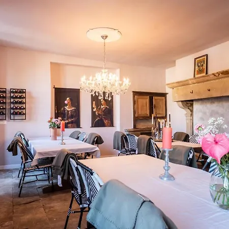 Bed & Breakfast Chateau Melay *