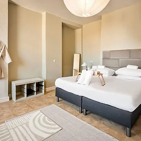 Bed & Breakfast Chateau 3*