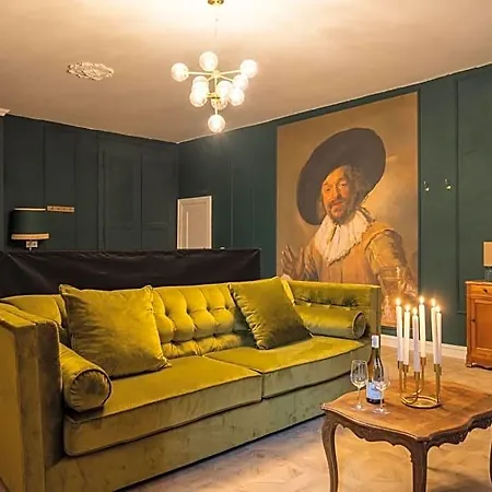 Chateau Bed & Breakfast