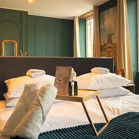 Chateau Bed & Breakfast 3*