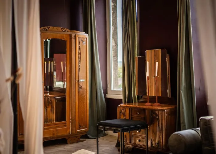 Chateau Bed & Breakfast 3*