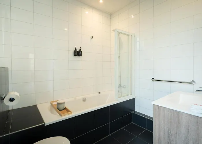 Chateau Bed & Breakfast