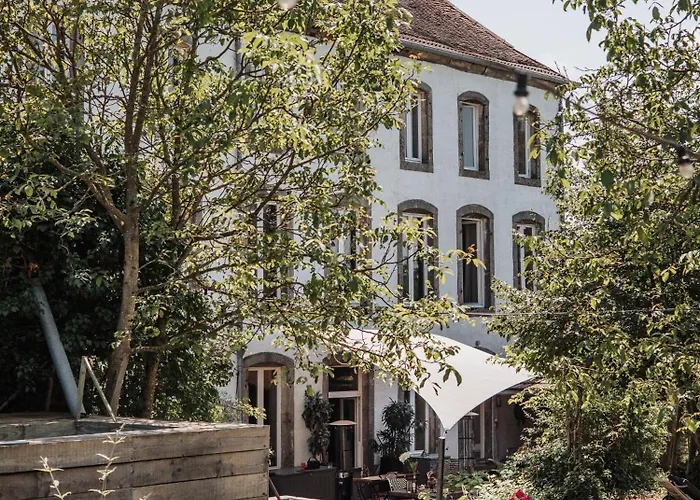 Chateau Bed & Breakfast Melay (Haute-Marne)